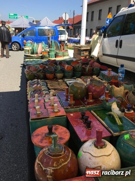 Zdjęcie w galerii na portalu naszraciborz.pl: Ruszył dwudniowy jarmark w Chałupkach  wiadomości z regionu