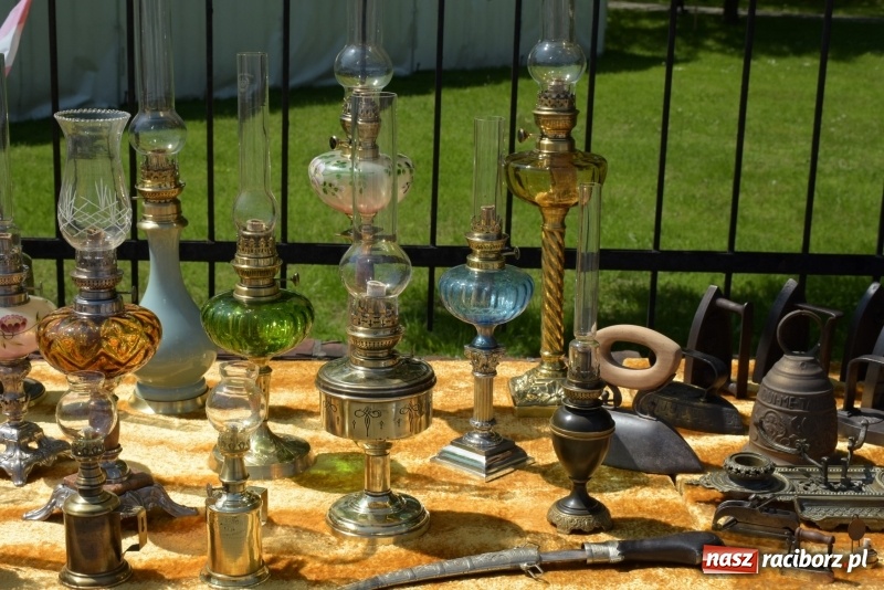 Zdjęcie w galerii na portalu naszraciborz.pl: Ruszył dwudniowy jarmark w Chałupkach  wiadomości z regionu