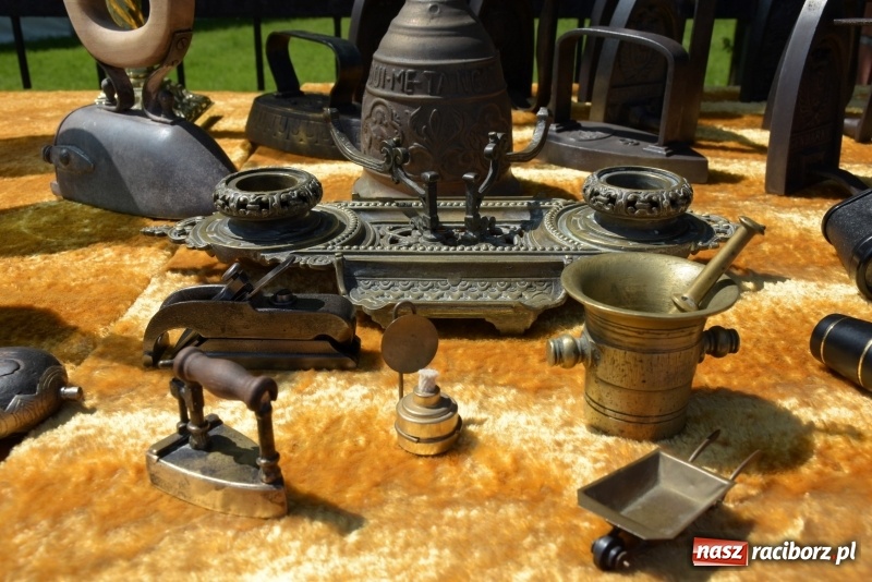 Zdjęcie w galerii na portalu naszraciborz.pl: Ruszył dwudniowy jarmark w Chałupkach  wiadomości z regionu