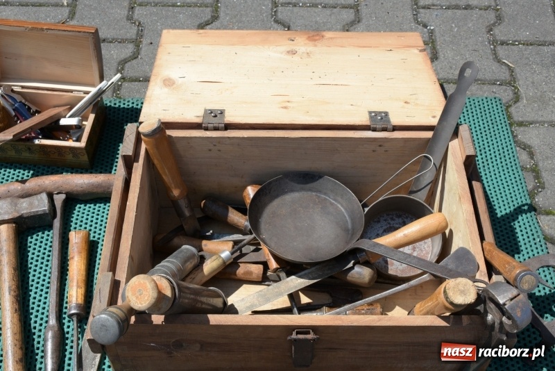 Zdjęcie w galerii na portalu naszraciborz.pl: Ruszył dwudniowy jarmark w Chałupkach  wiadomości z regionu