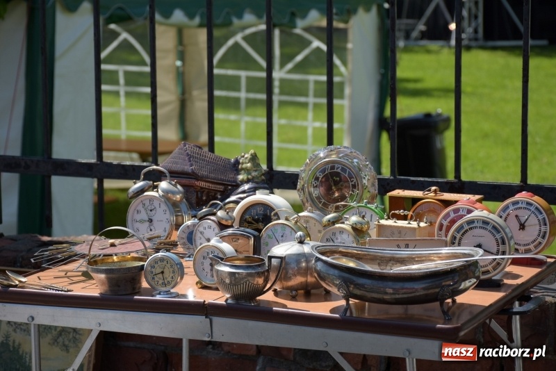 Zdjęcie w galerii na portalu naszraciborz.pl: Ruszył dwudniowy jarmark w Chałupkach  wiadomości z regionu