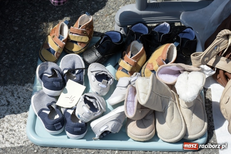 Zdjęcie w galerii na portalu naszraciborz.pl: Ruszył dwudniowy jarmark w Chałupkach  wiadomości z regionu