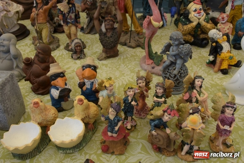 Zdjęcie w galerii na portalu naszraciborz.pl: Ruszył dwudniowy jarmark w Chałupkach  wiadomości z regionu