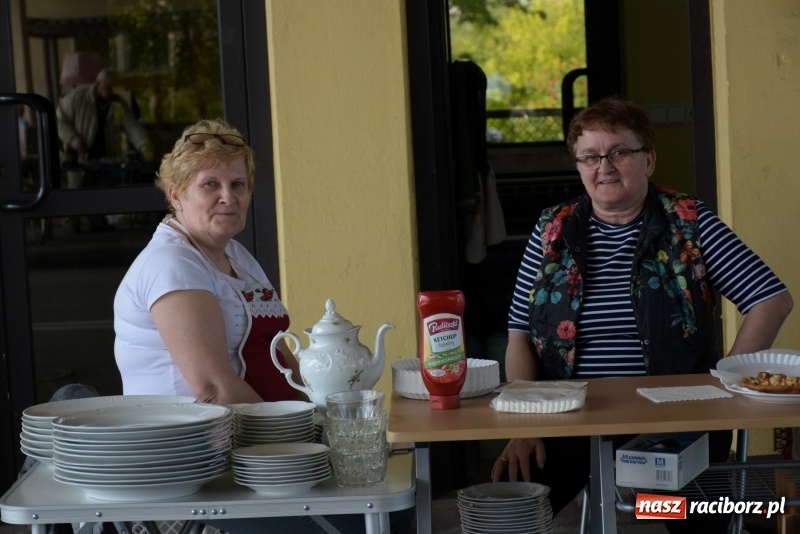 Zdjęcie w galerii na portalu naszraciborz.pl: Ruszył dwudniowy jarmark w Chałupkach  wiadomości z regionu
