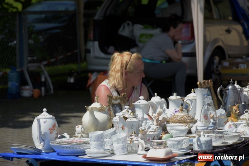 Zdjęcie w galerii na portalu naszraciborz.pl: Ruszył dwudniowy jarmark w Chałupkach  wiadomości z regionu