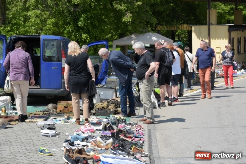 Zdjęcie w galerii na portalu naszraciborz.pl: Ruszył dwudniowy jarmark w Chałupkach  wiadomości z regionu