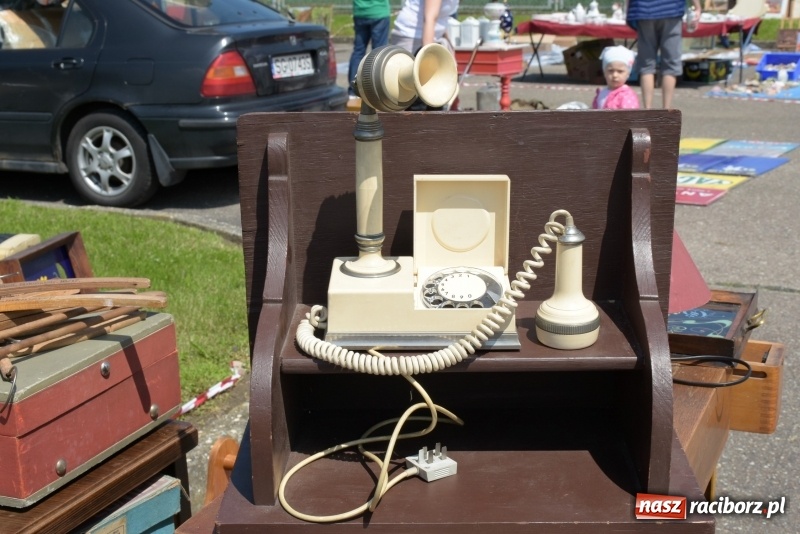 Zdjęcie w galerii na portalu naszraciborz.pl: Ruszył dwudniowy jarmark w Chałupkach  wiadomości z regionu