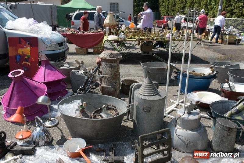 Zdjęcie w galerii na portalu naszraciborz.pl: Ruszył dwudniowy jarmark w Chałupkach  wiadomości z regionu