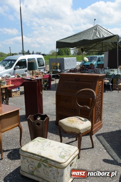 Zdjęcie w galerii na portalu naszraciborz.pl: Ruszył dwudniowy jarmark w Chałupkach  wiadomości z regionu