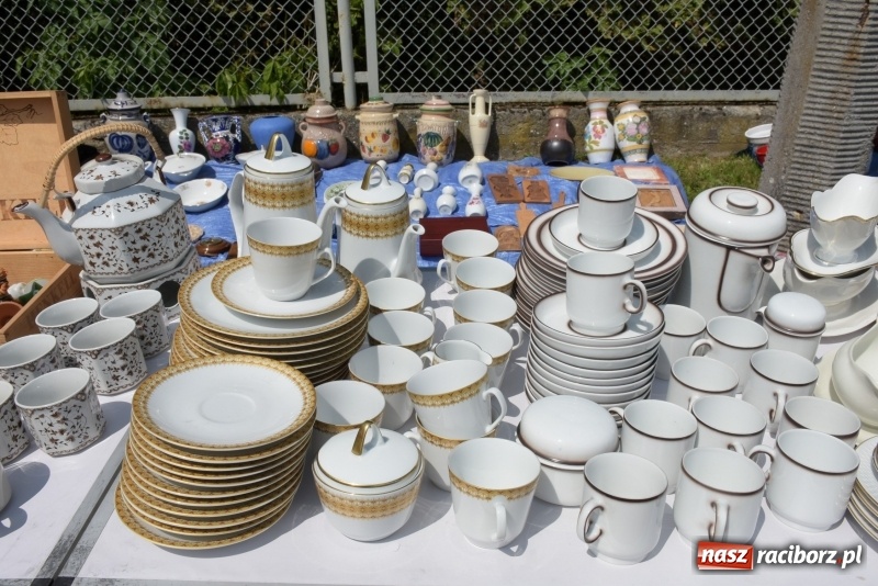 Zdjęcie w galerii na portalu naszraciborz.pl: Ruszył dwudniowy jarmark w Chałupkach  wiadomości z regionu