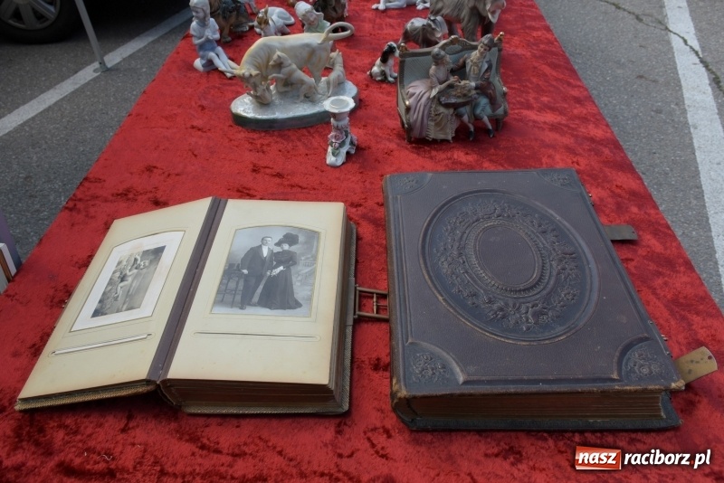 Zdjęcie w galerii na portalu naszraciborz.pl: Ruszył dwudniowy jarmark w Chałupkach  wiadomości z regionu