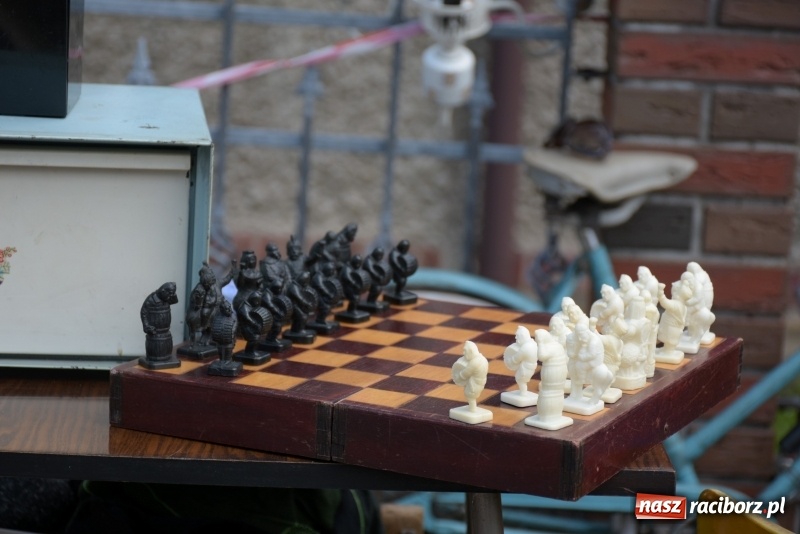 Zdjęcie w galerii na portalu naszraciborz.pl: Ruszył dwudniowy jarmark w Chałupkach  wiadomości z regionu