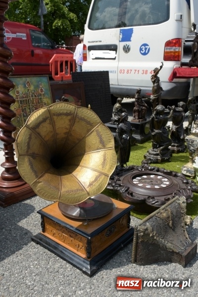 Zdjęcie w galerii na portalu naszraciborz.pl: Ruszył dwudniowy jarmark w Chałupkach  wiadomości z regionu