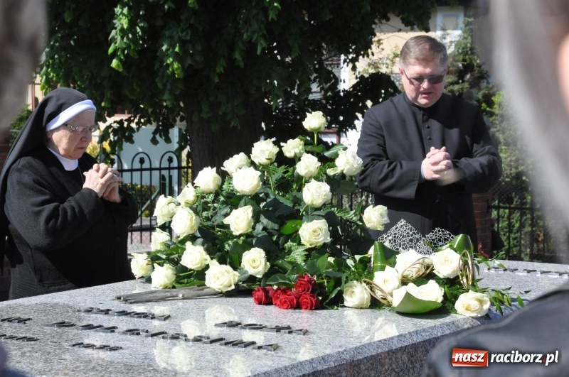 Zdjęcie w galerii na portalu naszraciborz.pl: Oblubienica Krzyża. Zakończył się diecezjalny proces beatyfikacyjny zakonnicy z Raciborza-Brzezia [FOTO i WIDEO] wiadomości z regionu