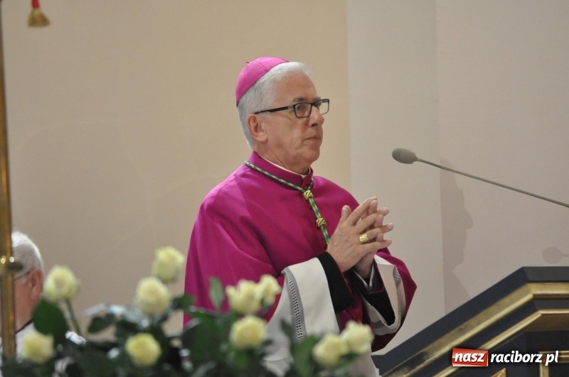 Zdjęcie w galerii na portalu naszraciborz.pl: Oblubienica Krzyża. Zakończył się diecezjalny proces beatyfikacyjny zakonnicy z Raciborza-Brzezia [FOTO i WIDEO] wiadomości z regionu