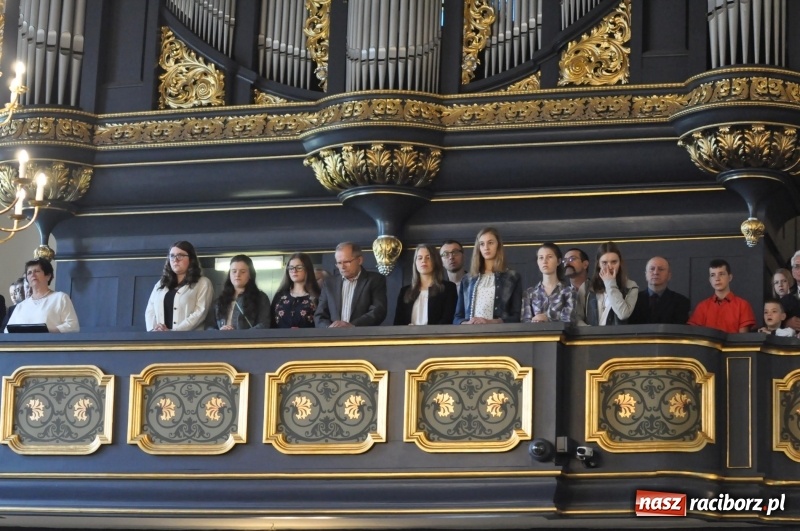 Zdjęcie w galerii na portalu naszraciborz.pl: Oblubienica Krzyża. Zakończył się diecezjalny proces beatyfikacyjny zakonnicy z Raciborza-Brzezia [FOTO i WIDEO] wiadomości z regionu