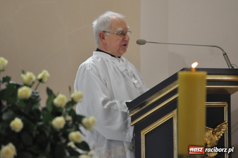 Zdjęcie w galerii na portalu naszraciborz.pl: Oblubienica Krzyża. Zakończył się diecezjalny proces beatyfikacyjny zakonnicy z Raciborza-Brzezia [FOTO i WIDEO] wiadomości z regionu