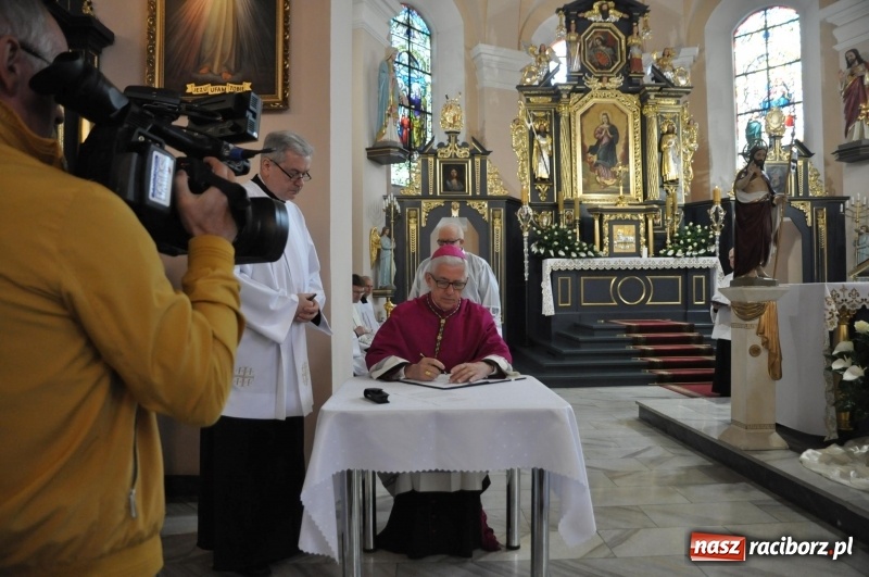 Zdjęcie w galerii na portalu naszraciborz.pl: Oblubienica Krzyża. Zakończył się diecezjalny proces beatyfikacyjny zakonnicy z Raciborza-Brzezia [FOTO i WIDEO] wiadomości z regionu