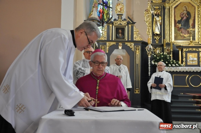 Zdjęcie w galerii na portalu naszraciborz.pl: Oblubienica Krzyża. Zakończył się diecezjalny proces beatyfikacyjny zakonnicy z Raciborza-Brzezia [FOTO i WIDEO] wiadomości z regionu