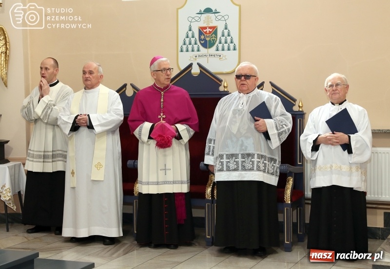 Zdjęcie w galerii na portalu naszraciborz.pl: Oblubienica Krzyża. Zakończył się diecezjalny proces beatyfikacyjny zakonnicy z Raciborza-Brzezia [FOTO i WIDEO] wiadomości z regionu