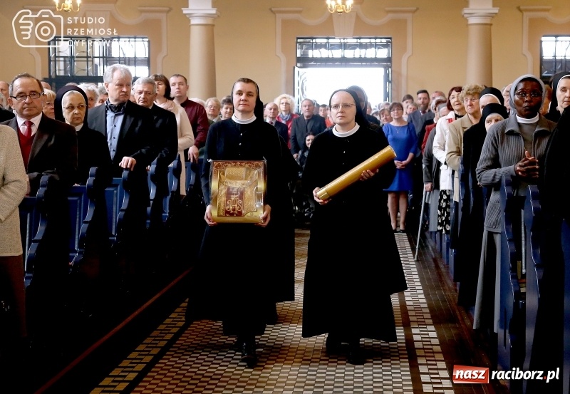 Zdjęcie w galerii na portalu naszraciborz.pl: Oblubienica Krzyża. Zakończył się diecezjalny proces beatyfikacyjny zakonnicy z Raciborza-Brzezia [FOTO i WIDEO] wiadomości z regionu