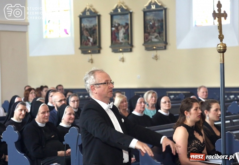 Zdjęcie w galerii na portalu naszraciborz.pl: Oblubienica Krzyża. Zakończył się diecezjalny proces beatyfikacyjny zakonnicy z Raciborza-Brzezia [FOTO i WIDEO] wiadomości z regionu