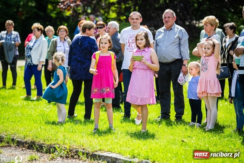 Zdjęcie w galerii na portalu naszraciborz.pl: Pierwsza konna procesja ze świętym Urbanem w Łubowicach wiadomości z regionu