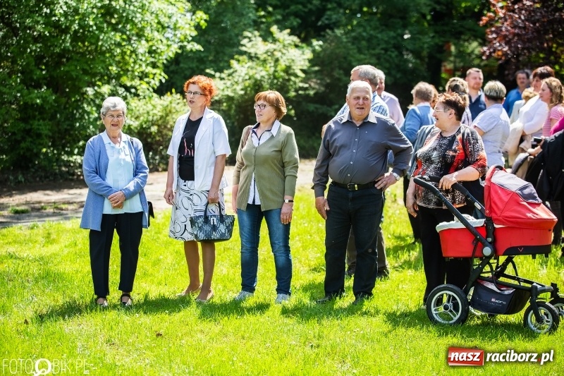 Zdjęcie w galerii na portalu naszraciborz.pl: Pierwsza konna procesja ze świętym Urbanem w Łubowicach wiadomości z regionu