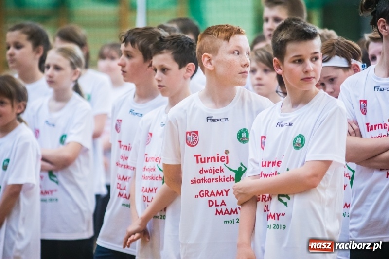 Zdjęcie w galerii na portalu naszraciborz.pl: Zagrali dla swych mam już po raz ósmy [FOTO] wiadomości z regionu