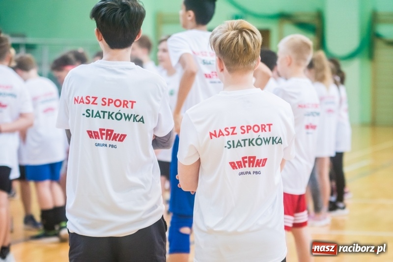 Zdjęcie w galerii na portalu naszraciborz.pl: Zagrali dla swych mam już po raz ósmy [FOTO] wiadomości z regionu