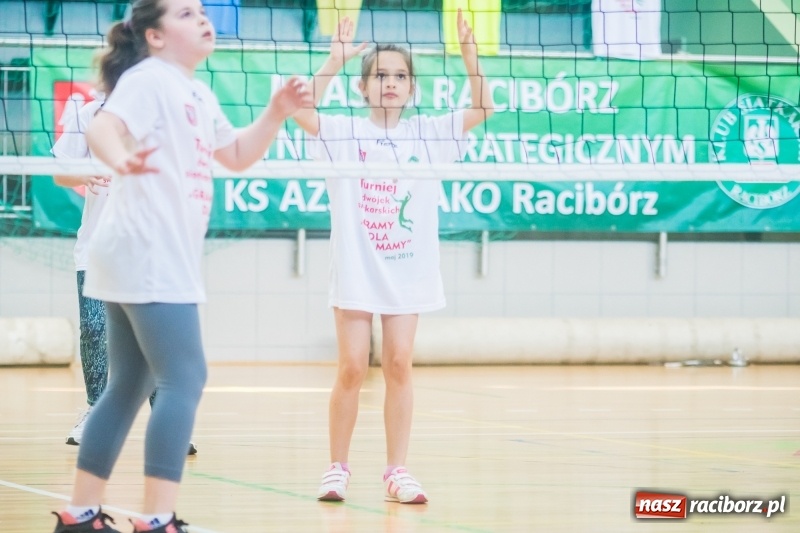 Zdjęcie w galerii na portalu naszraciborz.pl: Zagrali dla swych mam już po raz ósmy [FOTO] wiadomości z regionu