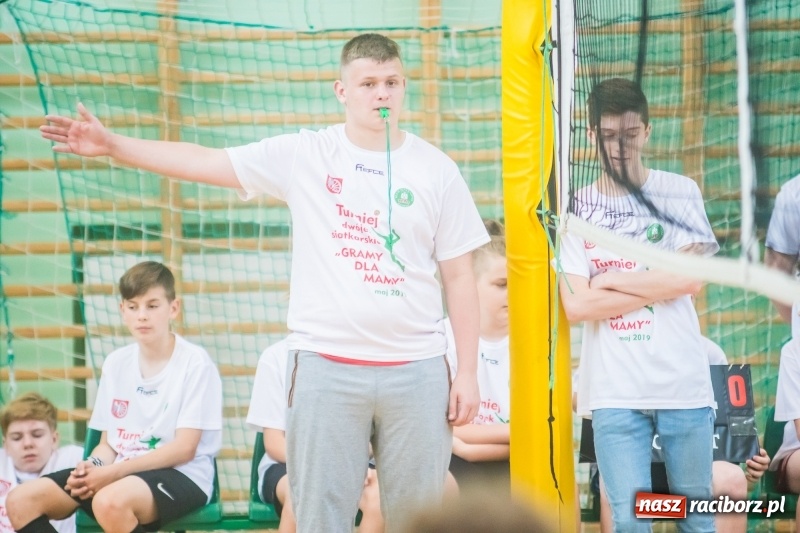 Zdjęcie w galerii na portalu naszraciborz.pl: Zagrali dla swych mam już po raz ósmy [FOTO] wiadomości z regionu