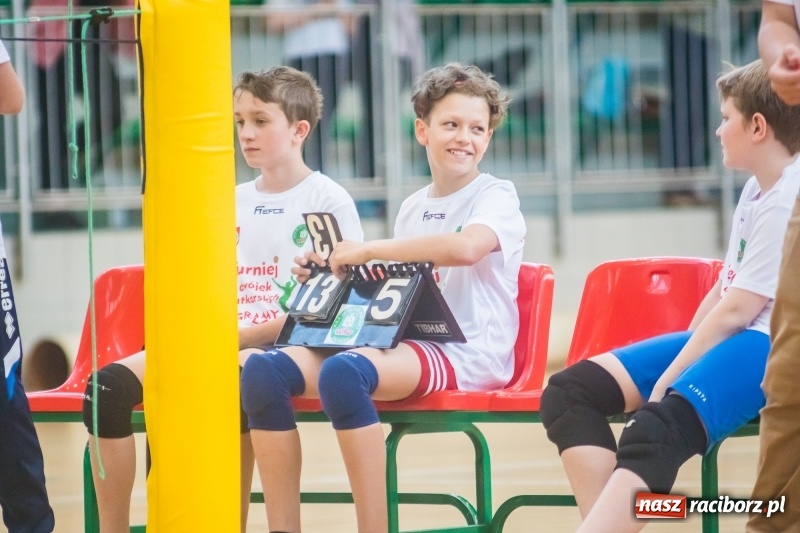 Zdjęcie w galerii na portalu naszraciborz.pl: Zagrali dla swych mam już po raz ósmy [FOTO] wiadomości z regionu