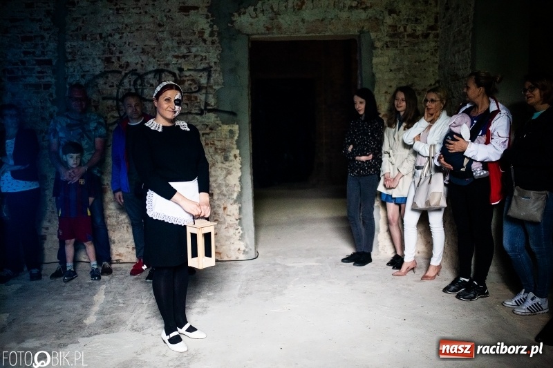 Zdjęcie w galerii na portalu naszraciborz.pl: Noc Muzeów w pałacu w Rzuchowie wiadomości z regionu