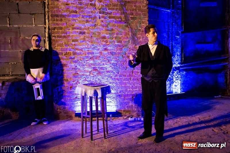 Zdjęcie w galerii na portalu naszraciborz.pl: Noc Muzeów w pałacu w Rzuchowie wiadomości z regionu