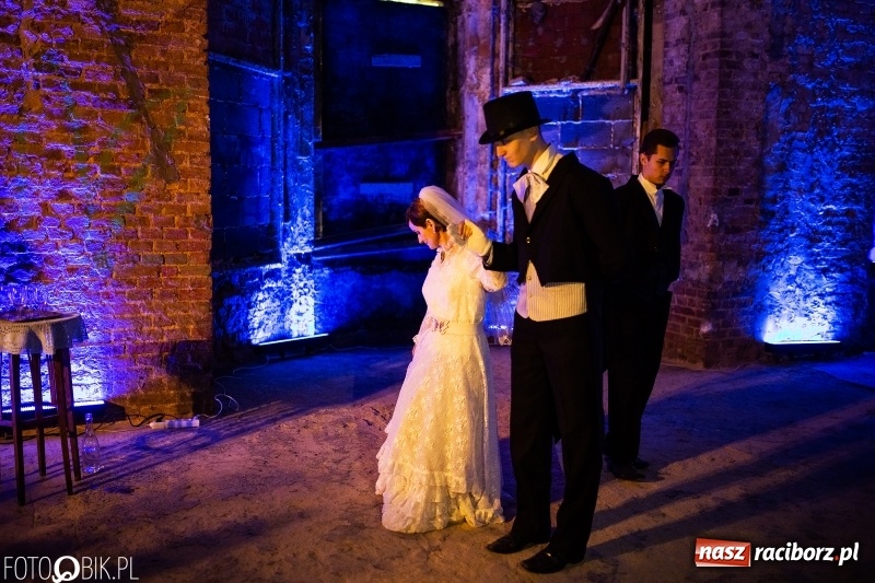 Zdjęcie w galerii na portalu naszraciborz.pl: Noc Muzeów w pałacu w Rzuchowie wiadomości z regionu