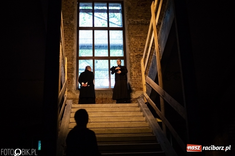 Zdjęcie w galerii na portalu naszraciborz.pl: Noc Muzeów w pałacu w Rzuchowie wiadomości z regionu