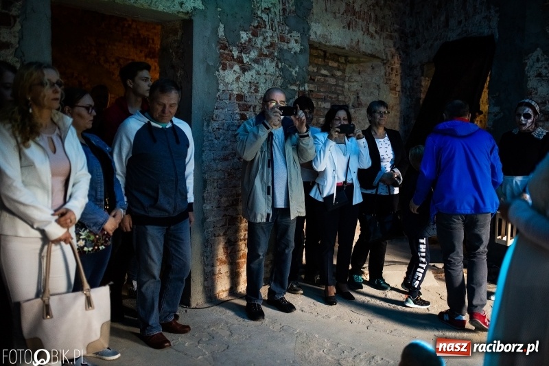 Zdjęcie w galerii na portalu naszraciborz.pl: Noc Muzeów w pałacu w Rzuchowie wiadomości z regionu