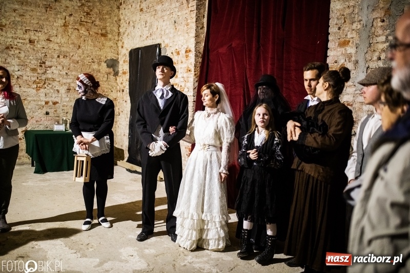 Zdjęcie w galerii na portalu naszraciborz.pl: Noc Muzeów w pałacu w Rzuchowie wiadomości z regionu