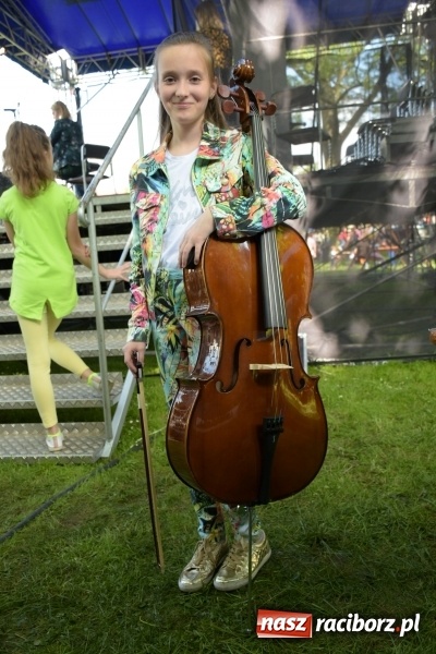 Zdjęcie w galerii na portalu naszraciborz.pl: Majówka pod zamkiem w Chałupkach [FOTO] wiadomości z regionu