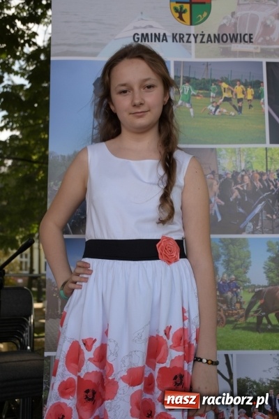 Zdjęcie w galerii na portalu naszraciborz.pl: Majówka pod zamkiem w Chałupkach [FOTO] wiadomości z regionu