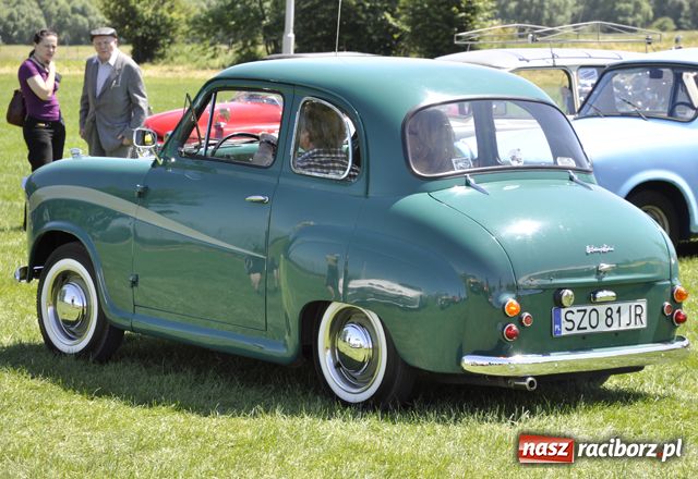 Zdjęcie w galerii na portalu naszraciborz.pl: Topolino, syrenki, warszawa i inne cuda wiadomości z regionu