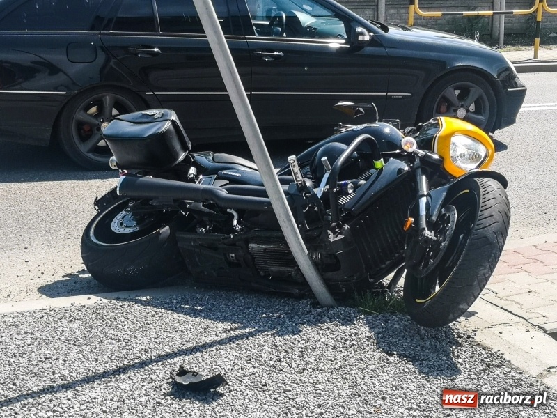 Zdjęcie w galerii na portalu naszraciborz.pl: Potrącenie rowerzystki w Bieńkowicach  wiadomości z regionu