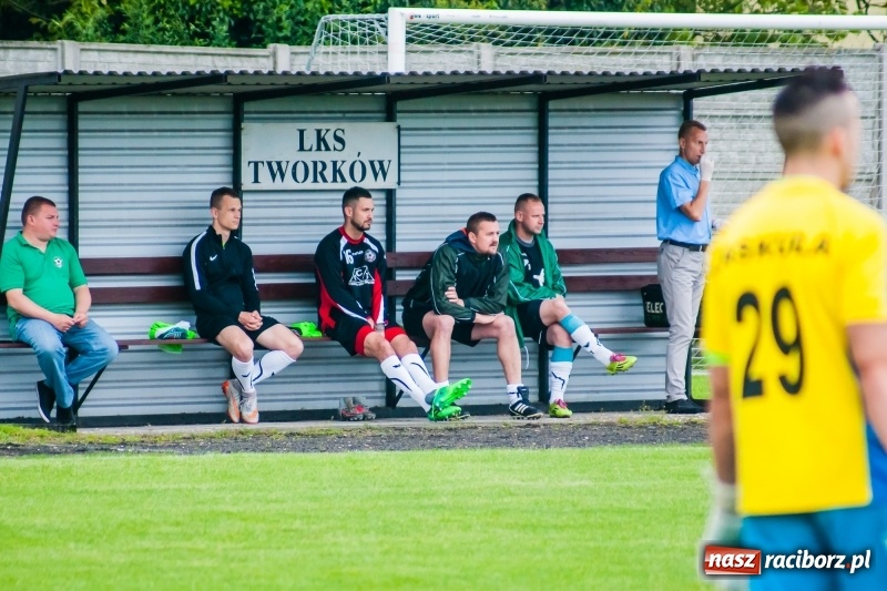 Zdjęcie w galerii na portalu naszraciborz.pl: Tworków uległ Studziennej. Zmiana lidera w A klasie [FOTO] wiadomości z regionu