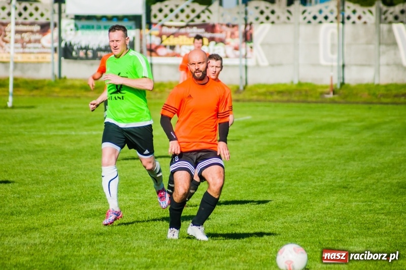 Zdjęcie w galerii na portalu naszraciborz.pl: Tworków uległ Studziennej. Zmiana lidera w A klasie [FOTO] wiadomości z regionu