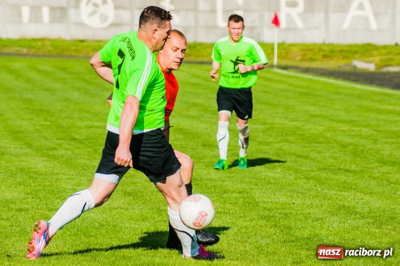 Zdjęcie w galerii na portalu naszraciborz.pl: Tworków uległ Studziennej. Zmiana lidera w A klasie [FOTO] wiadomości z regionu