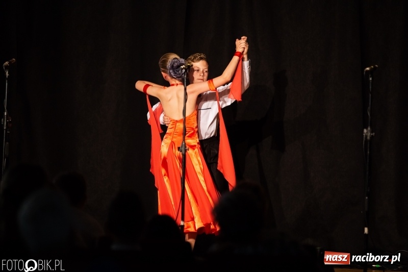 Zdjęcie w galerii na portalu naszraciborz.pl: Koncert z okazji Dnia Mamy i Taty na Zamku Piastowskim wiadomości z regionu