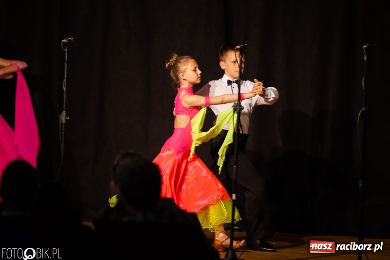 Zdjęcie w galerii na portalu naszraciborz.pl: Koncert z okazji Dnia Mamy i Taty na Zamku Piastowskim wiadomości z regionu