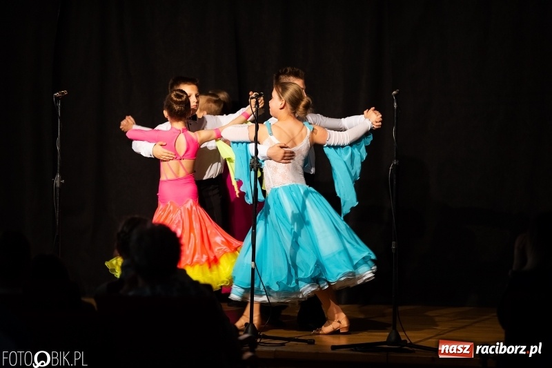 Zdjęcie w galerii na portalu naszraciborz.pl: Koncert z okazji Dnia Mamy i Taty na Zamku Piastowskim wiadomości z regionu
