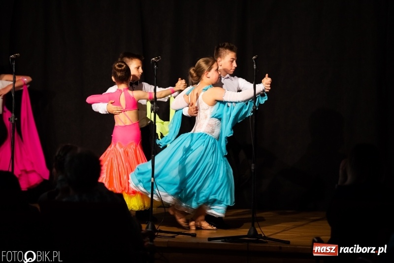 Zdjęcie w galerii na portalu naszraciborz.pl: Koncert z okazji Dnia Mamy i Taty na Zamku Piastowskim wiadomości z regionu